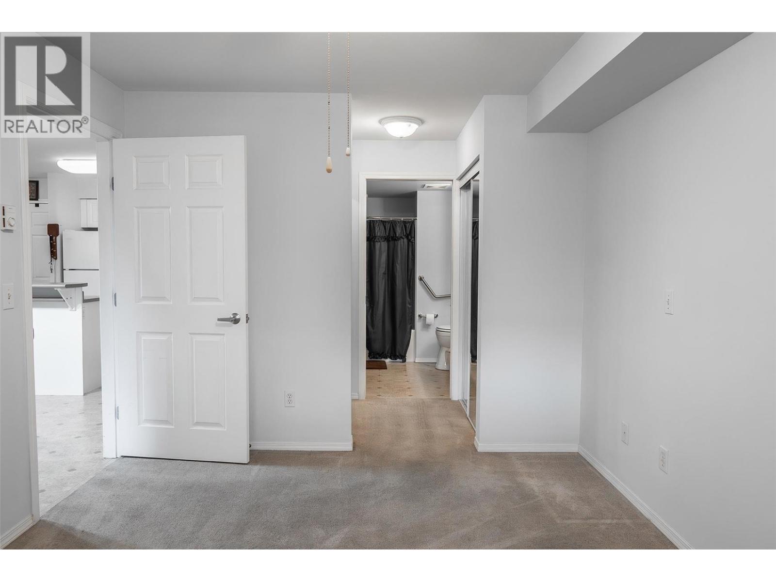 307 265 Froelich Road, Kelowna