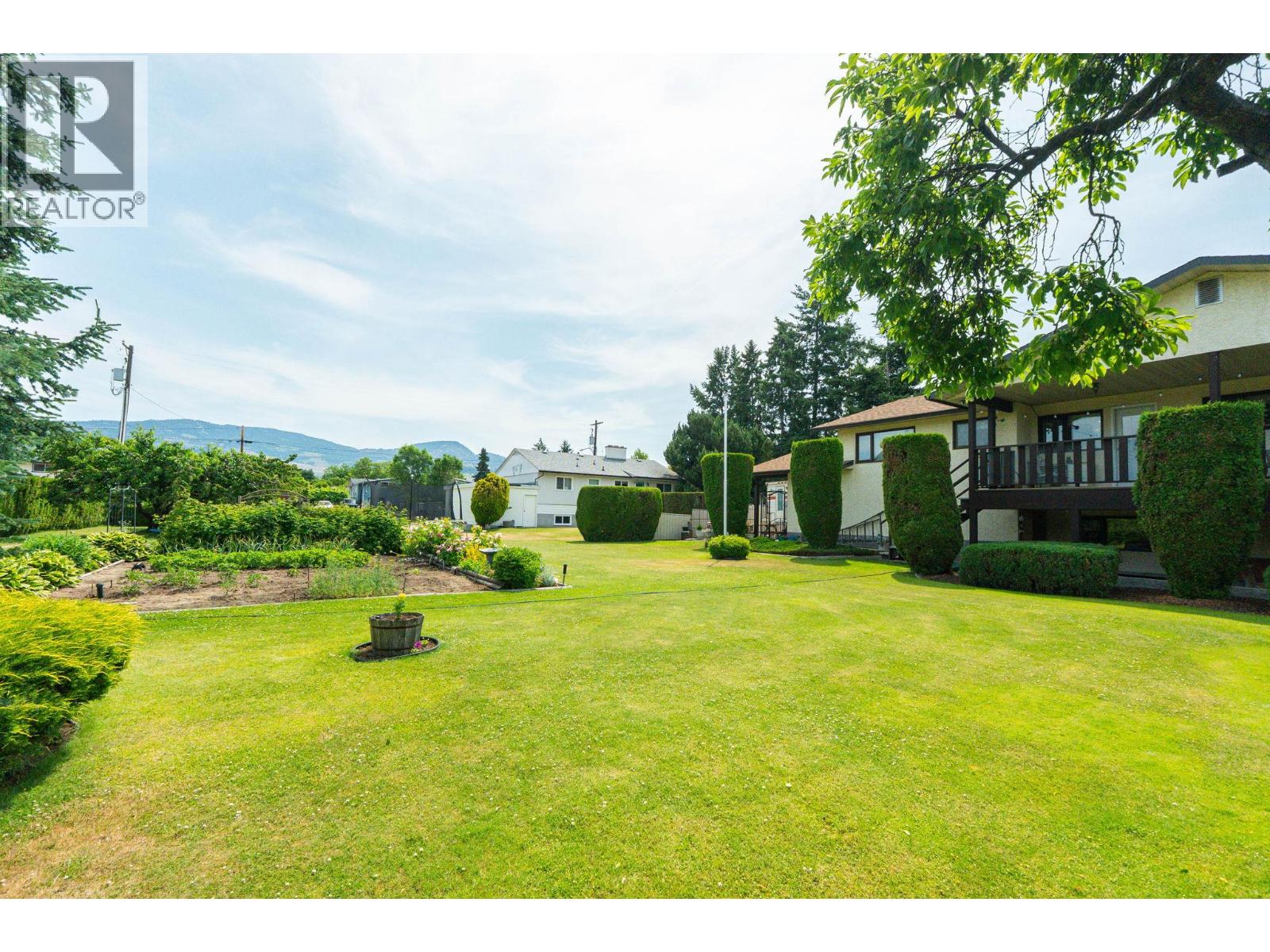  1090 Houghton Road, Kelowna