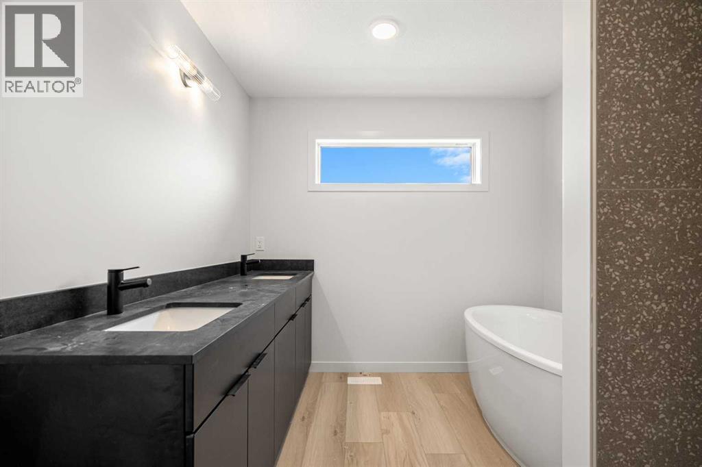 46 Heritage Heath, Cochrane