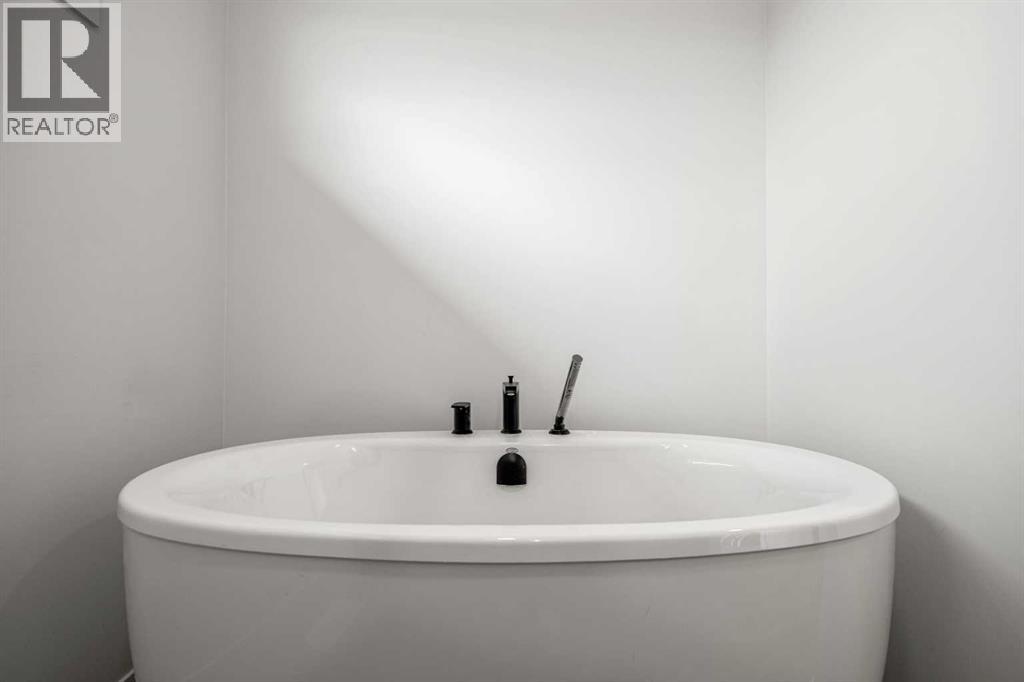 46 Heritage Heath, Cochrane