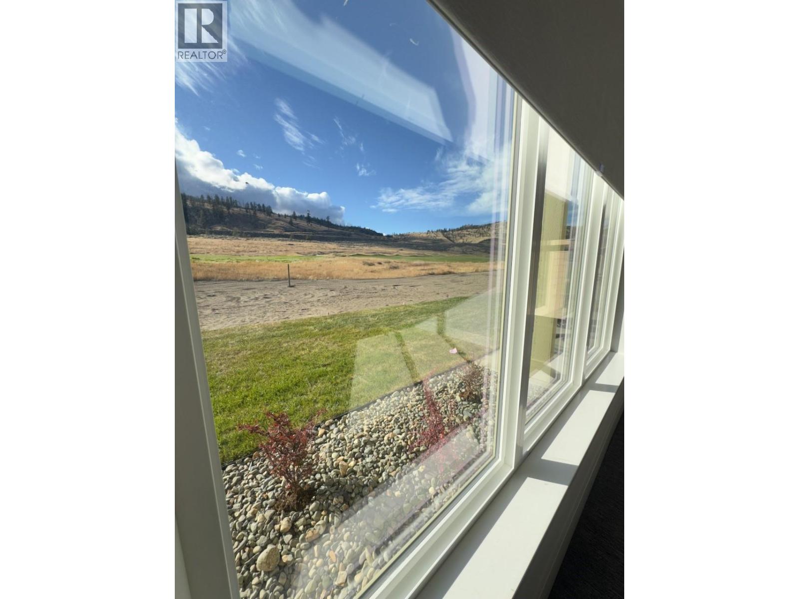 #19 130 COLEBROOK ROAD - 15