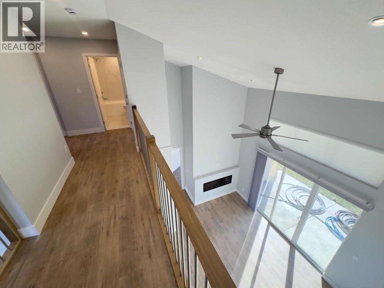 #19 130 COLEBROOK ROAD - 20