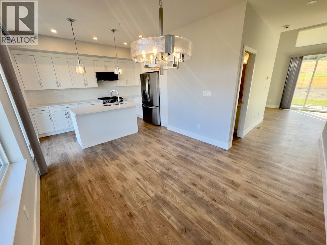 #19 130 COLEBROOK ROAD - 8