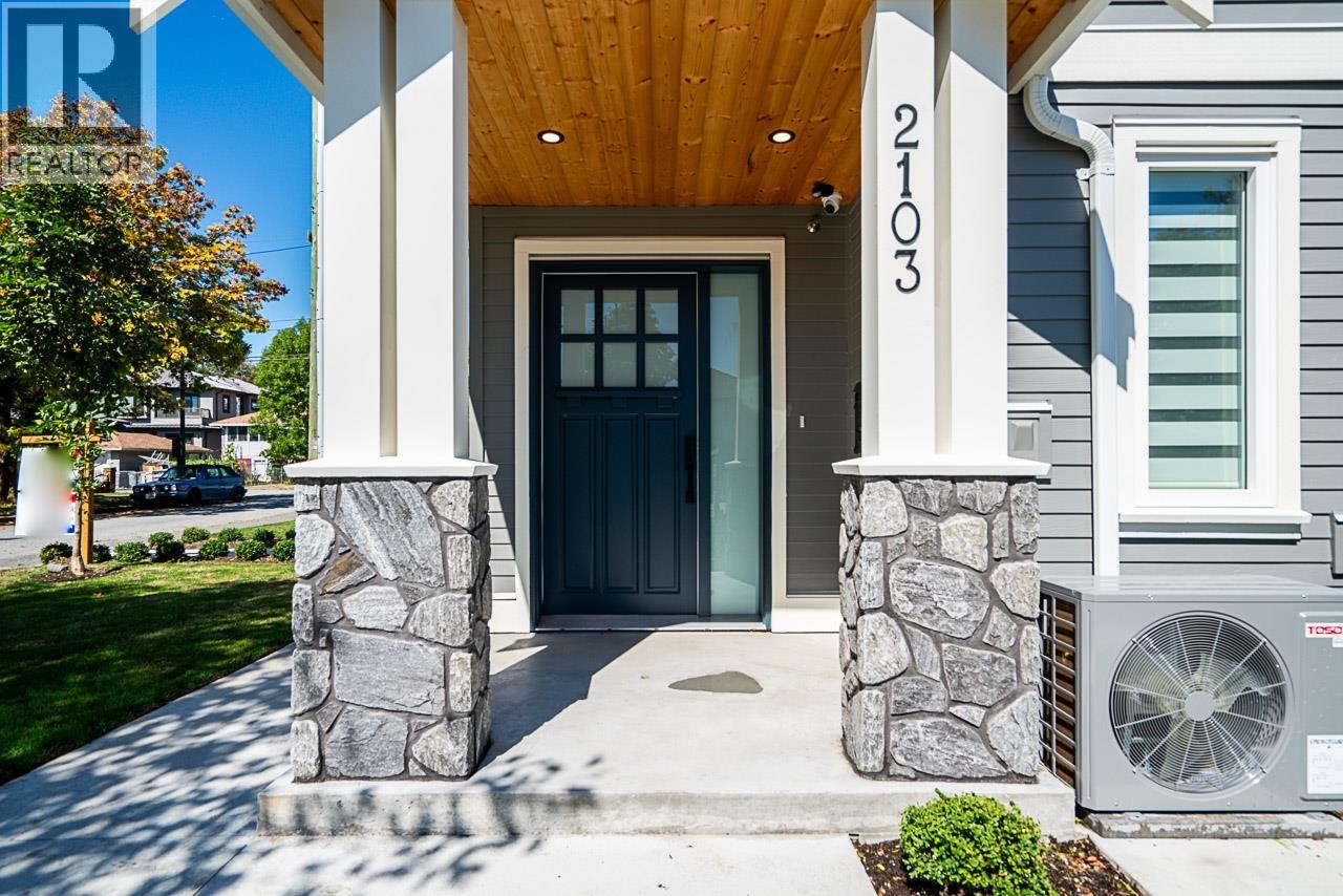 2103 E 33RD AVENUE, Vancouver