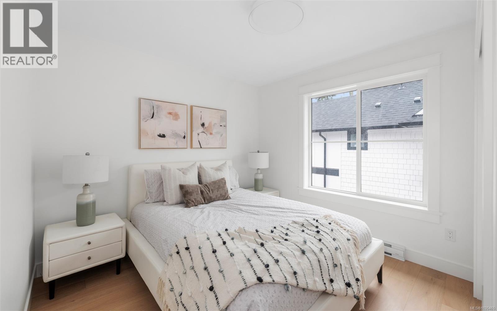 5 820 Dunsmuir Rd, Esquimalt