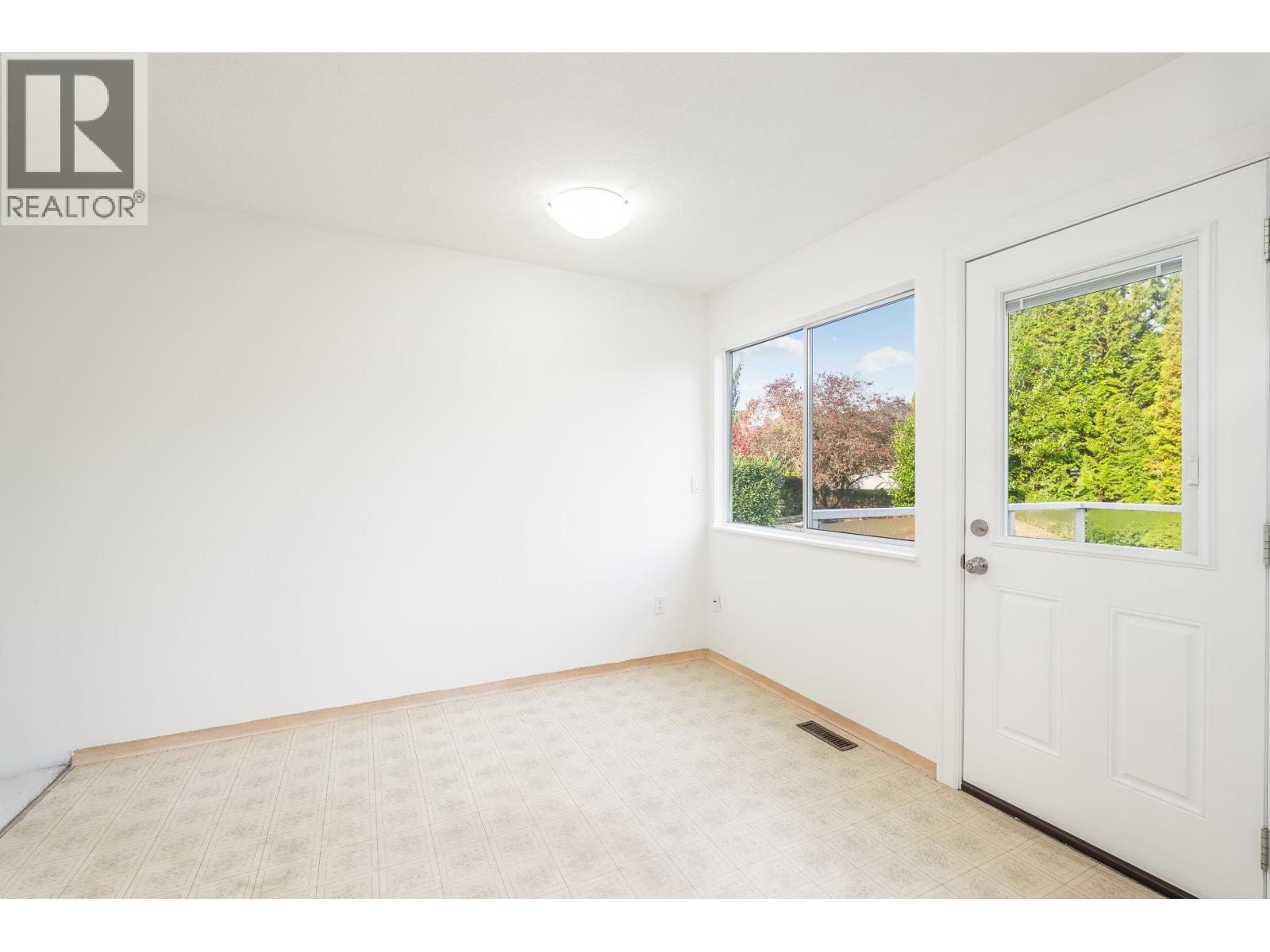 3868 MT SEYMOUR PARKWAY, North Vancouver