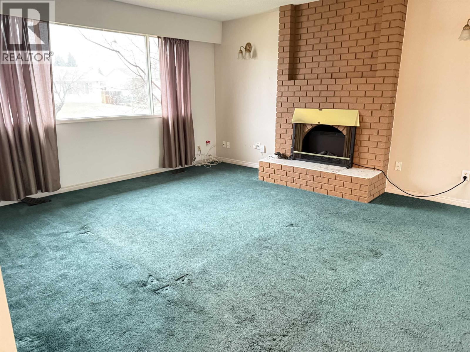 4565 1ST AVENUE, Prince George