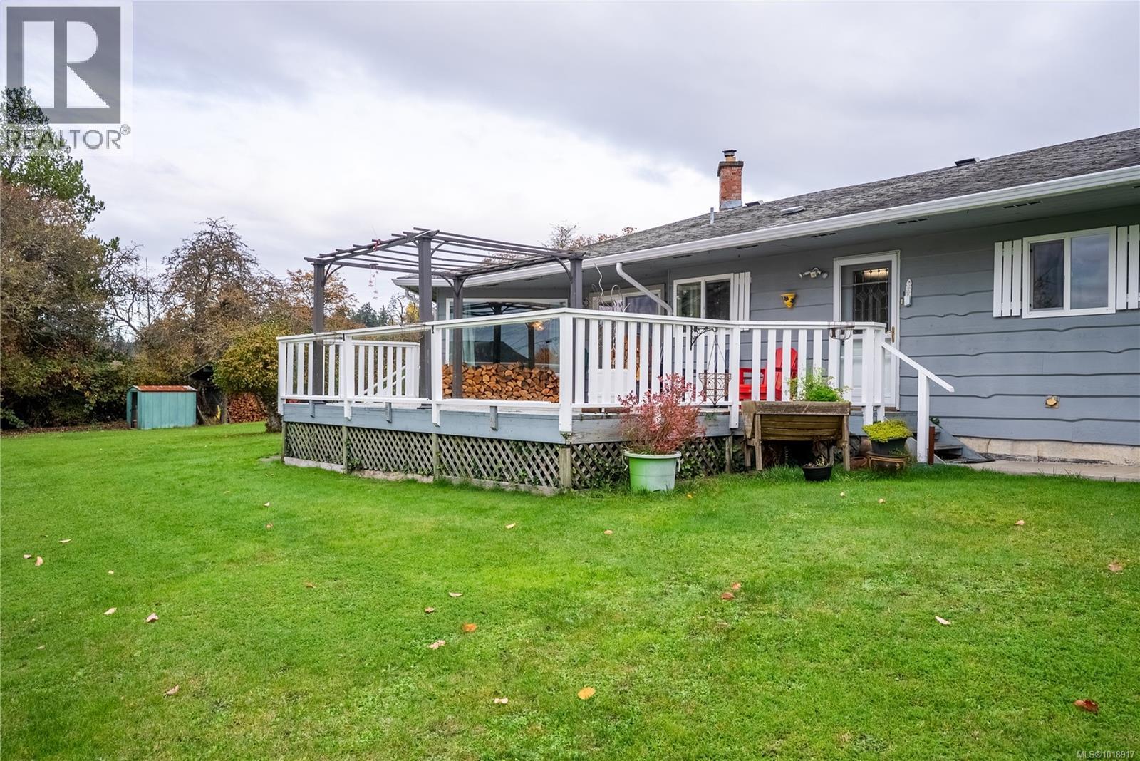 6327 Lansdowne Pl, Duncan