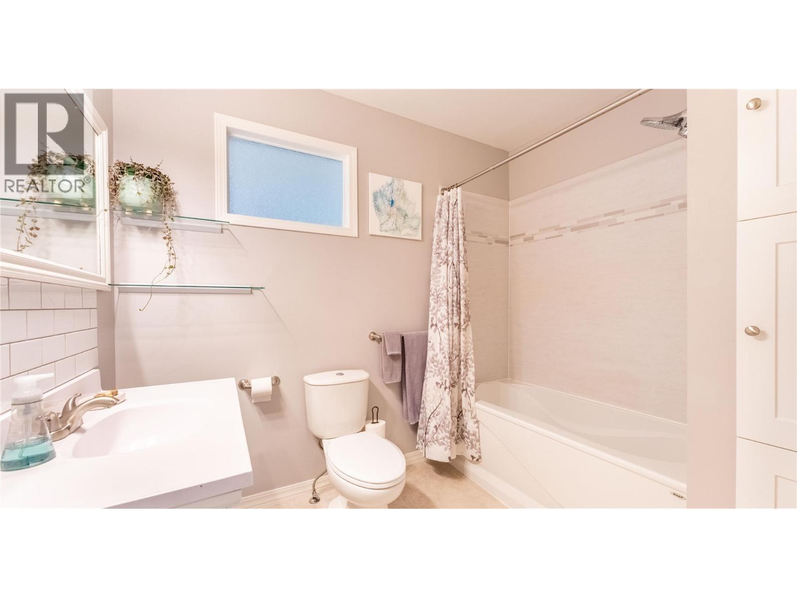 241 21ST  S Avenue, Creston