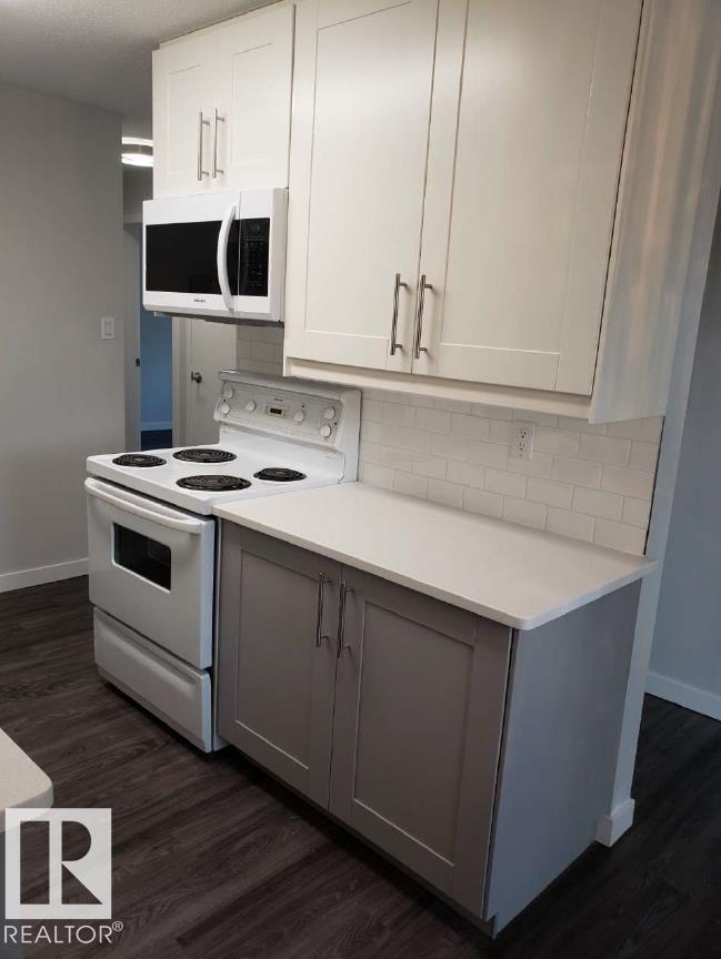 15930 109 AV NW, Edmonton