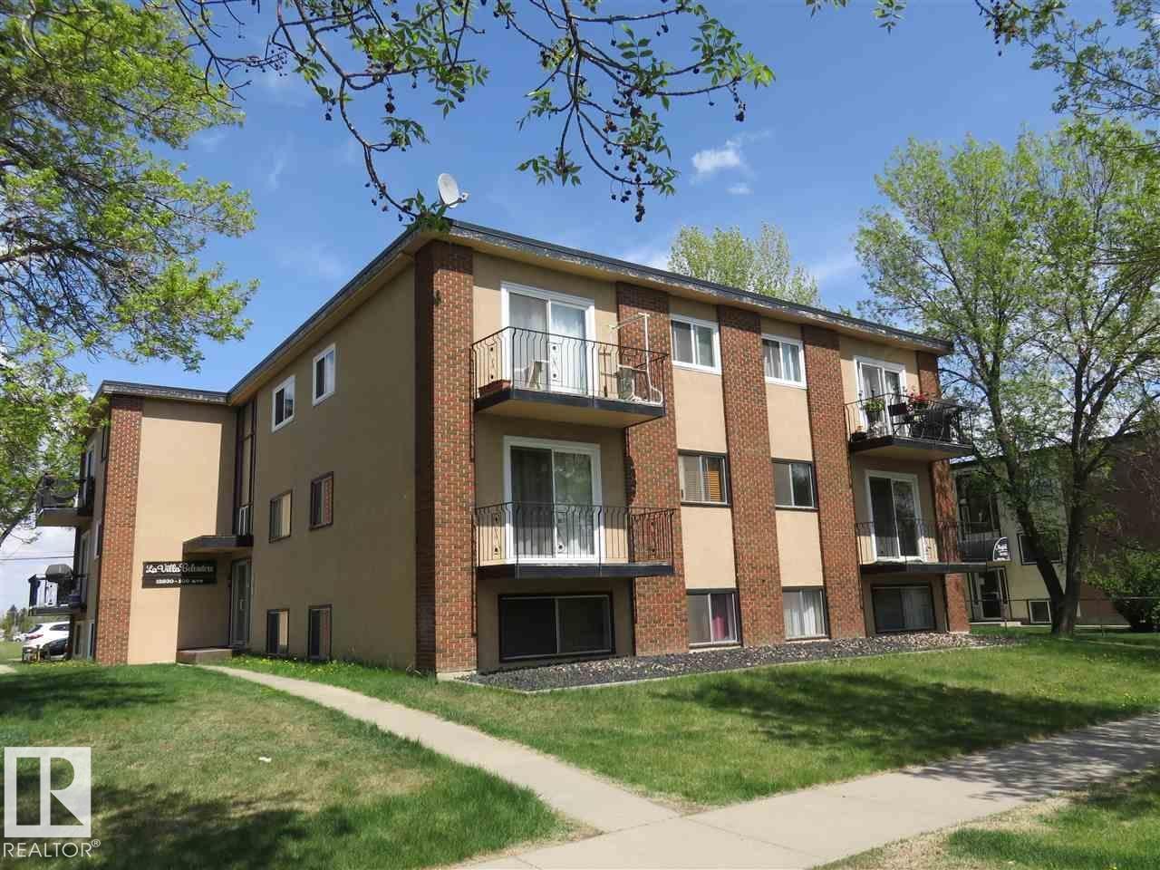 15930 109 AV NW, Edmonton