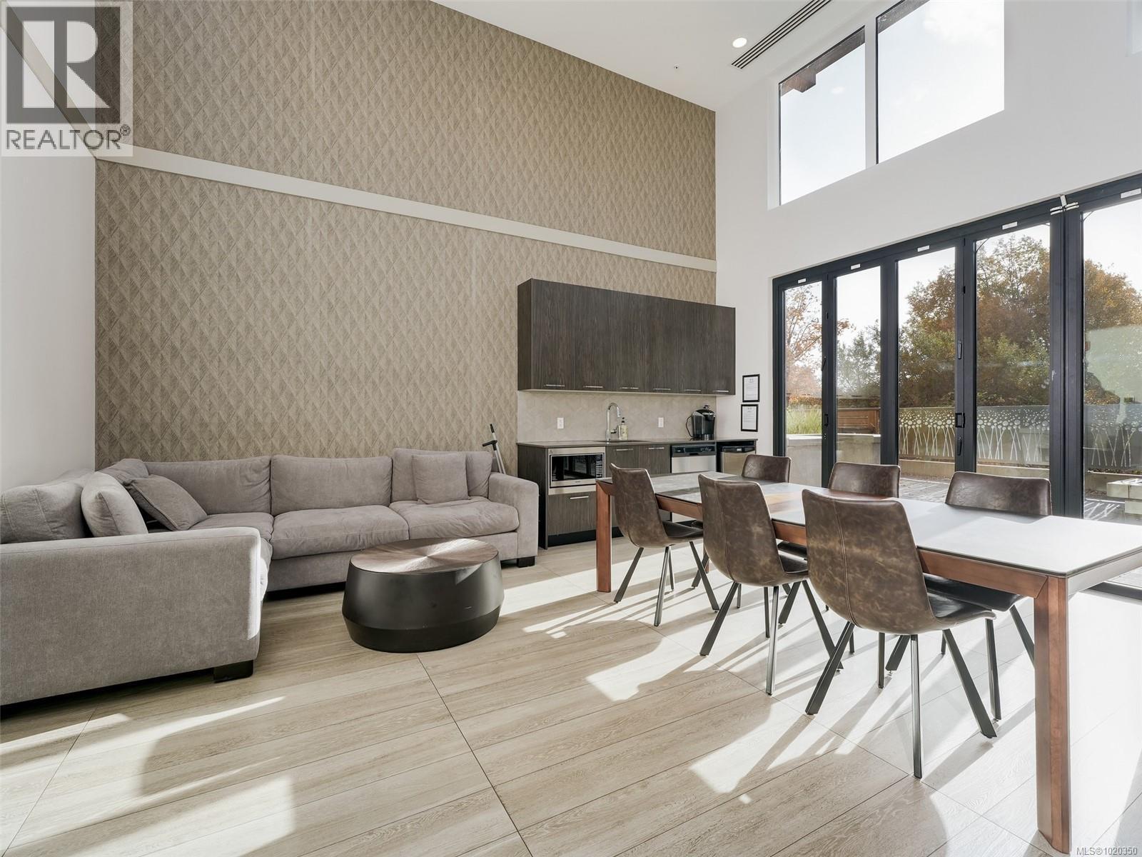 211 940 Reunion Ave, Langford