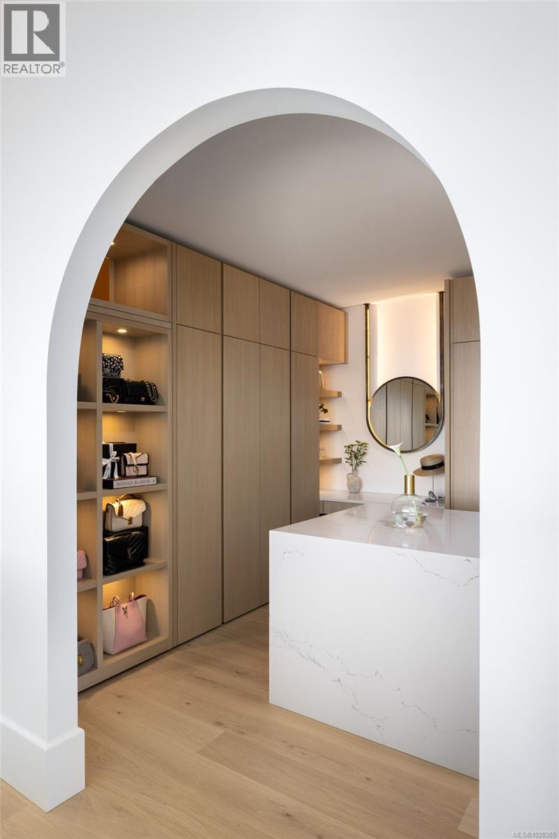  4040 White Rock Street, Saanich