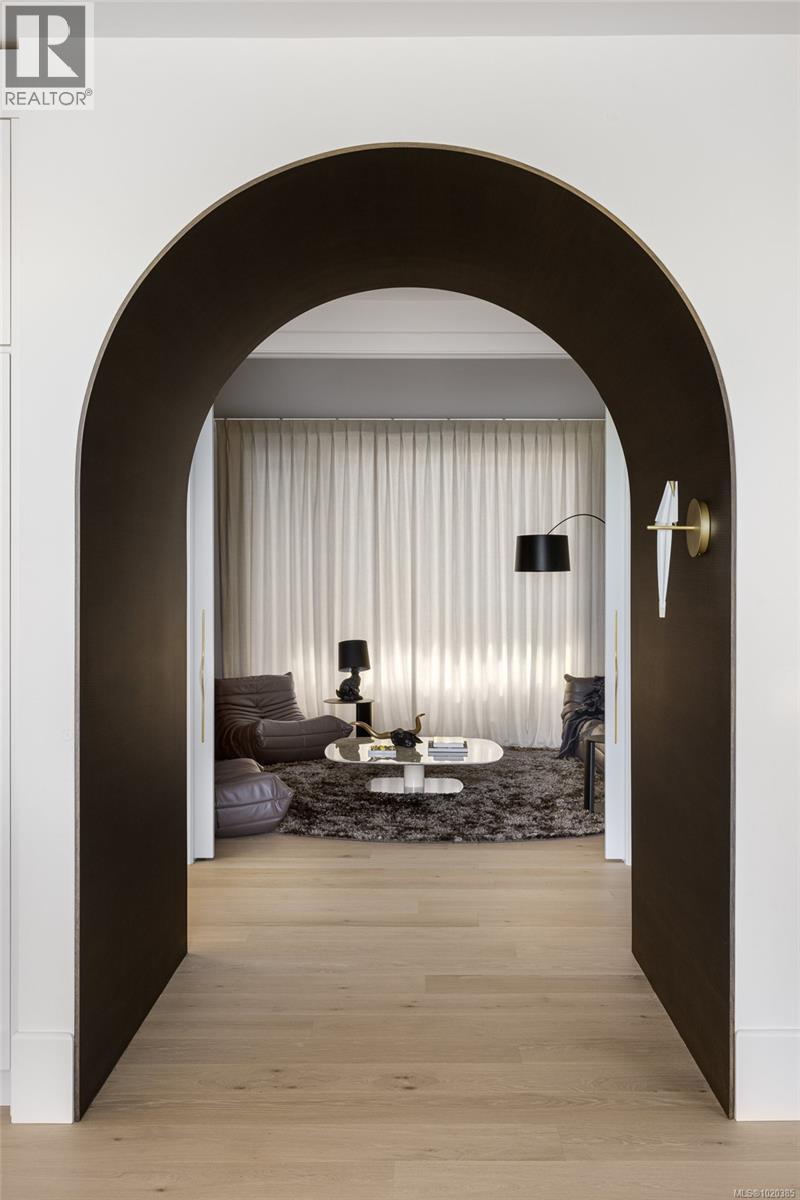  4040 White Rock Street, Saanich