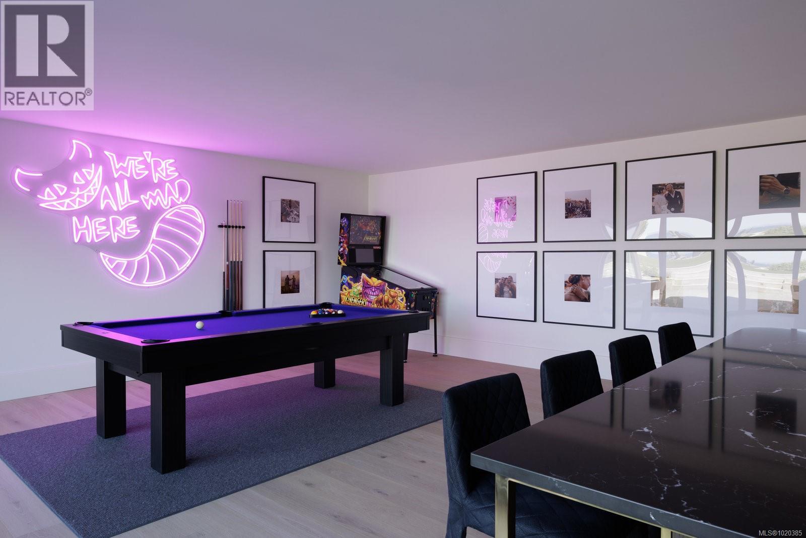  4040 White Rock Street, Saanich