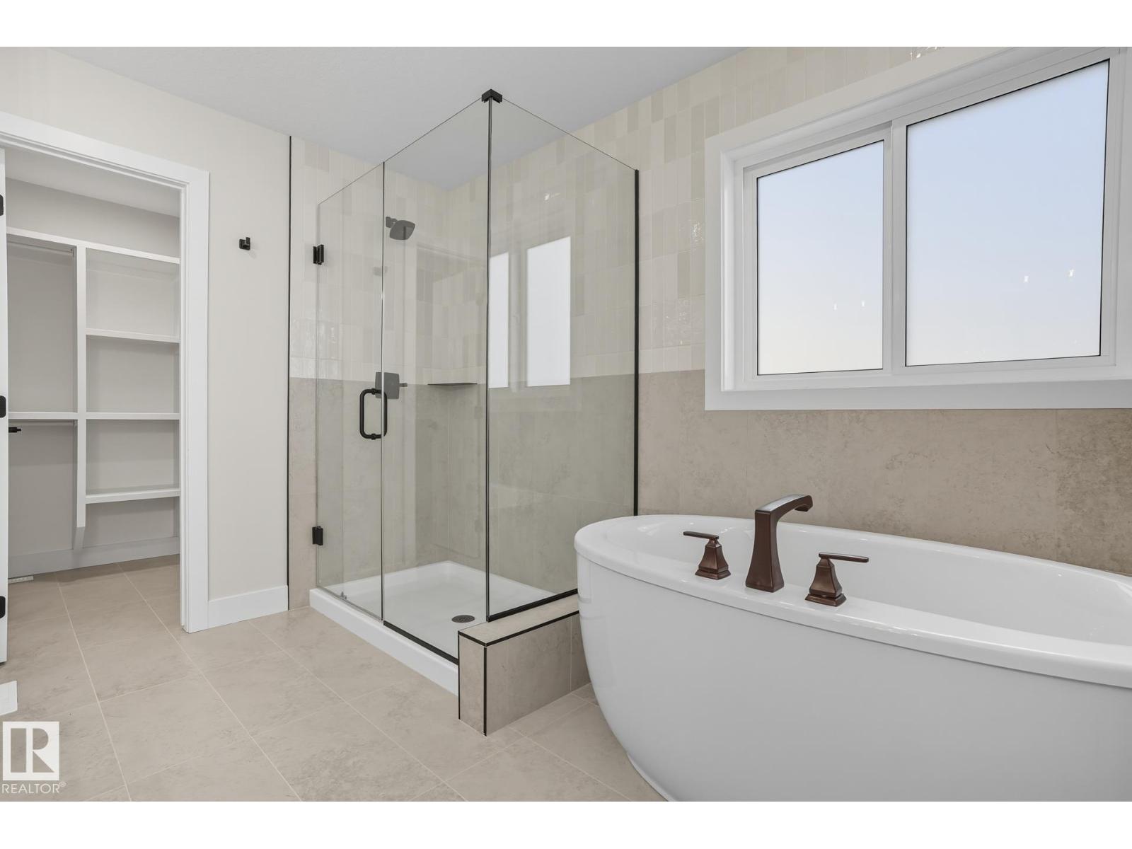 18135 87 ST NW NW, Edmonton