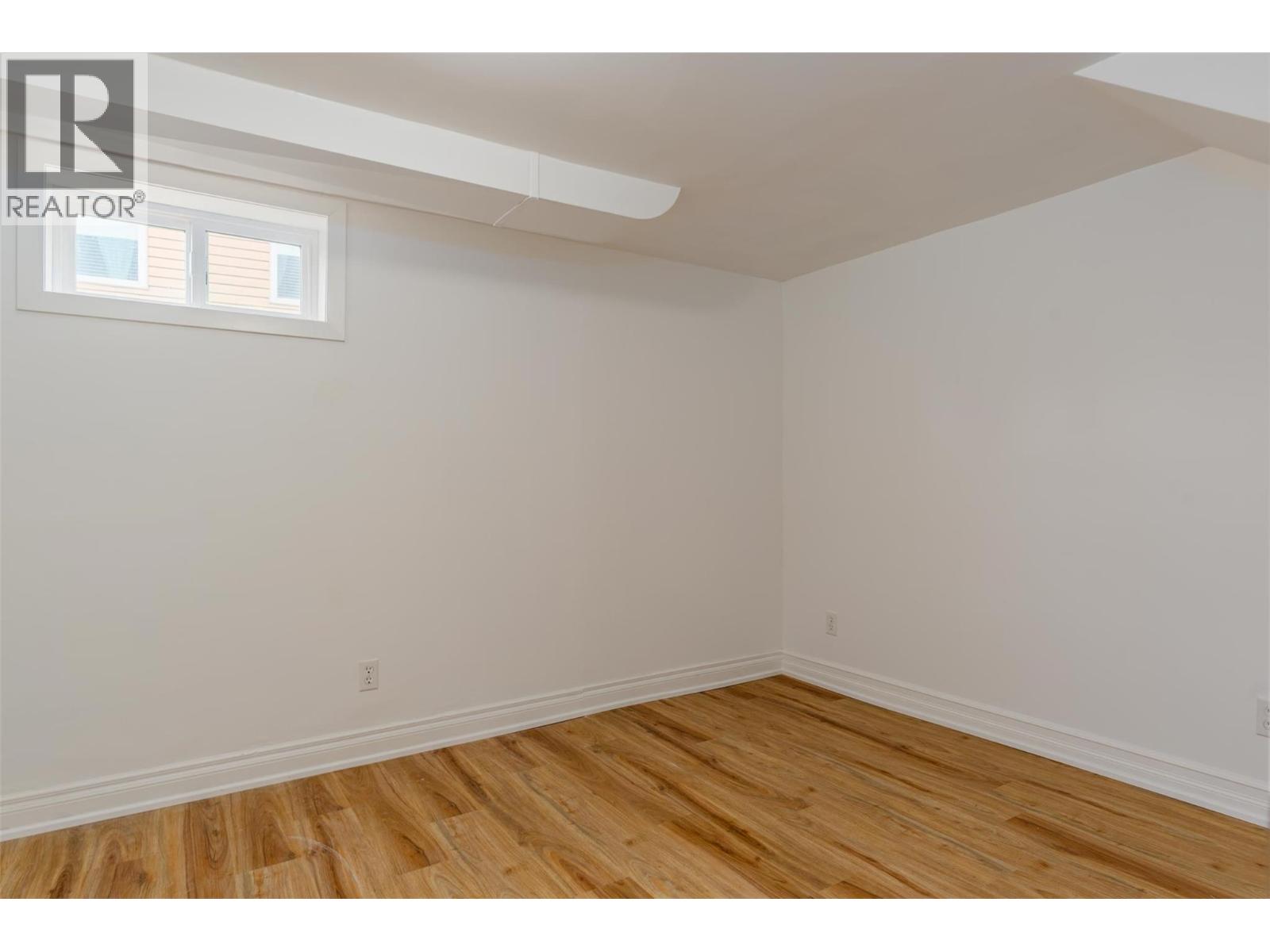 1347 Third Avenue, Trail