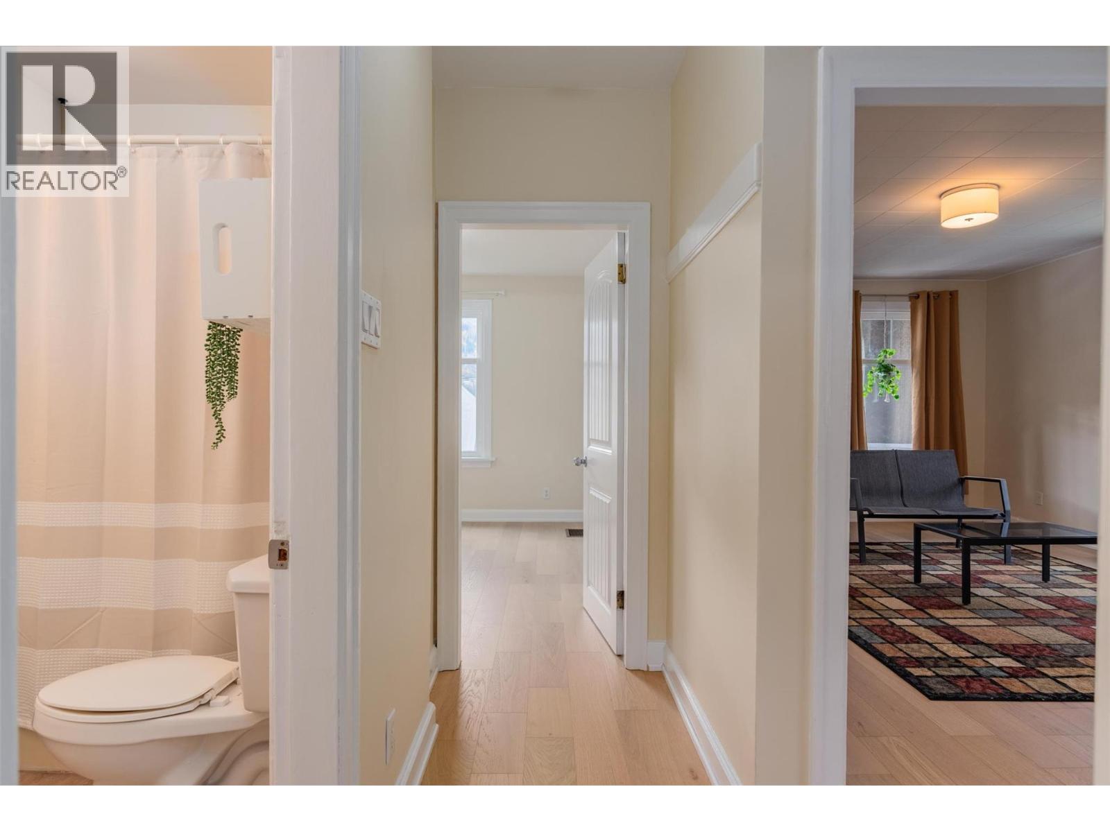 1347 Third Avenue, Trail