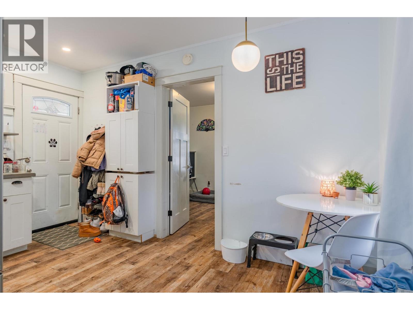 1347 Third Avenue, Trail