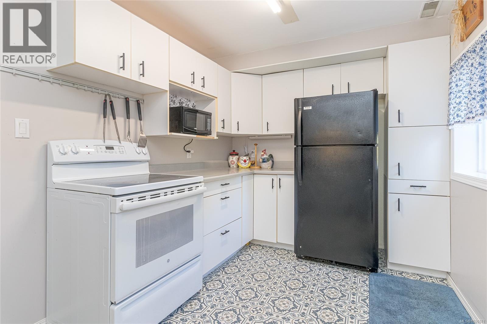 2775 Ortona Rd, Westholme