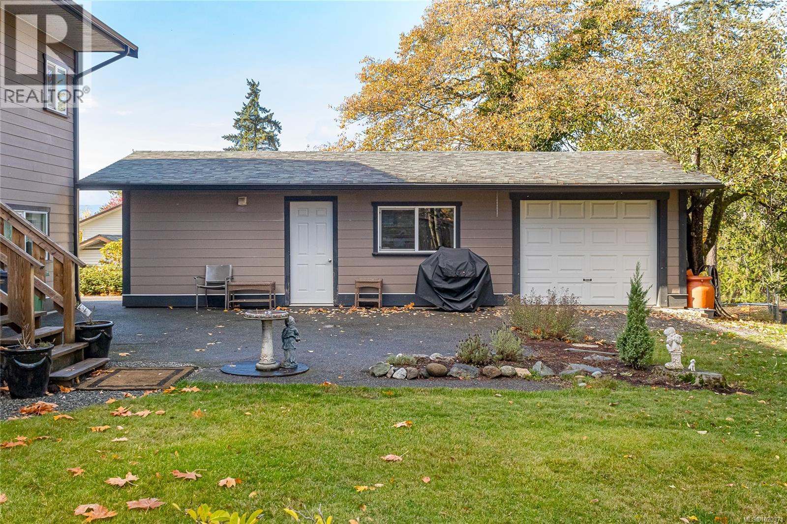 2775 Ortona Rd, Westholme