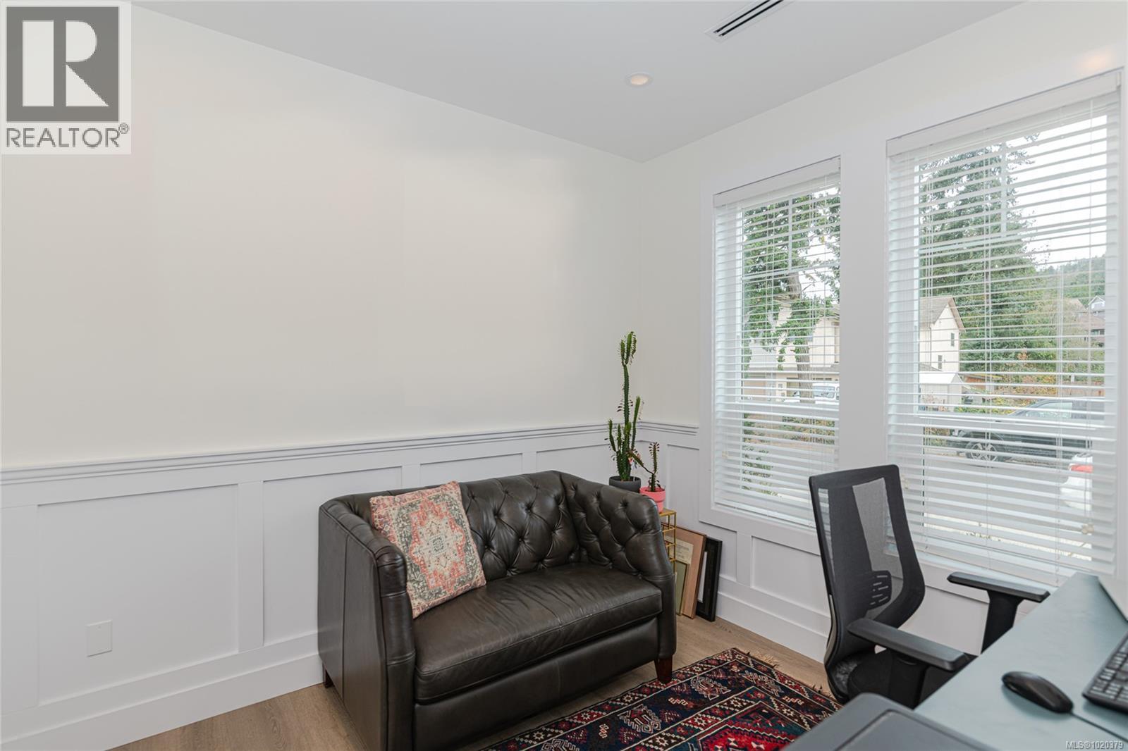 2367 Swallow Pl, Langford