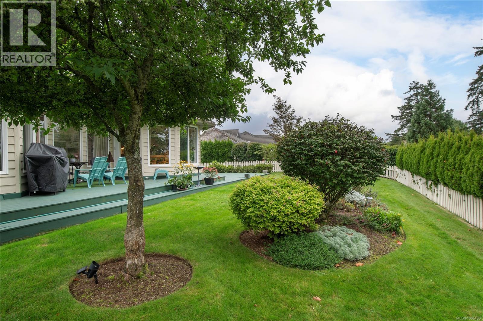 2996 Royal Vista Way, Courtenay