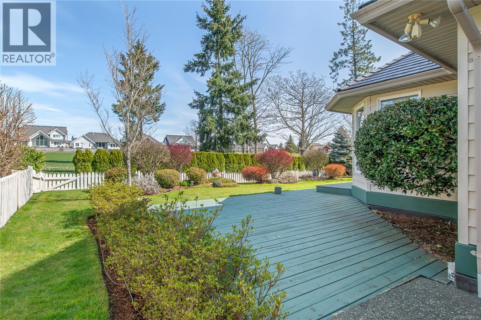 2996 Royal Vista Way, Courtenay