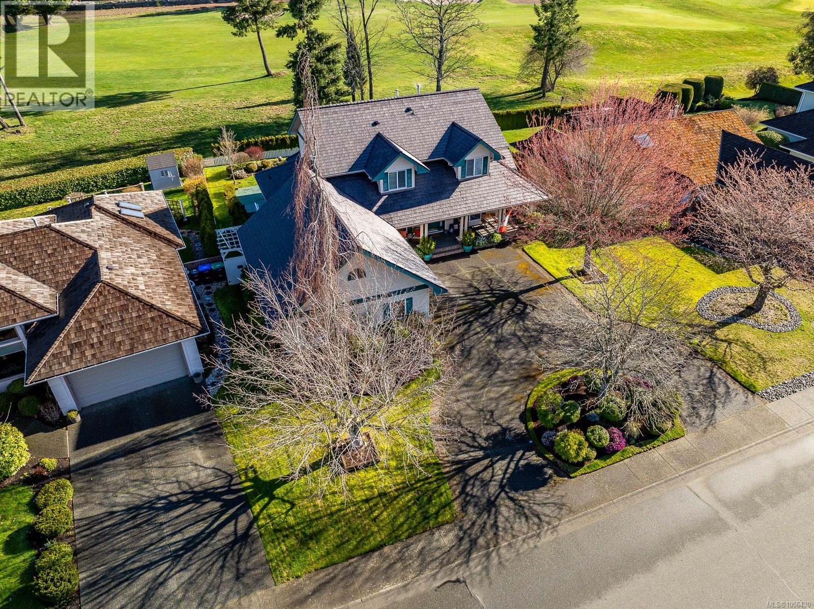 2996 Royal Vista Way, Courtenay