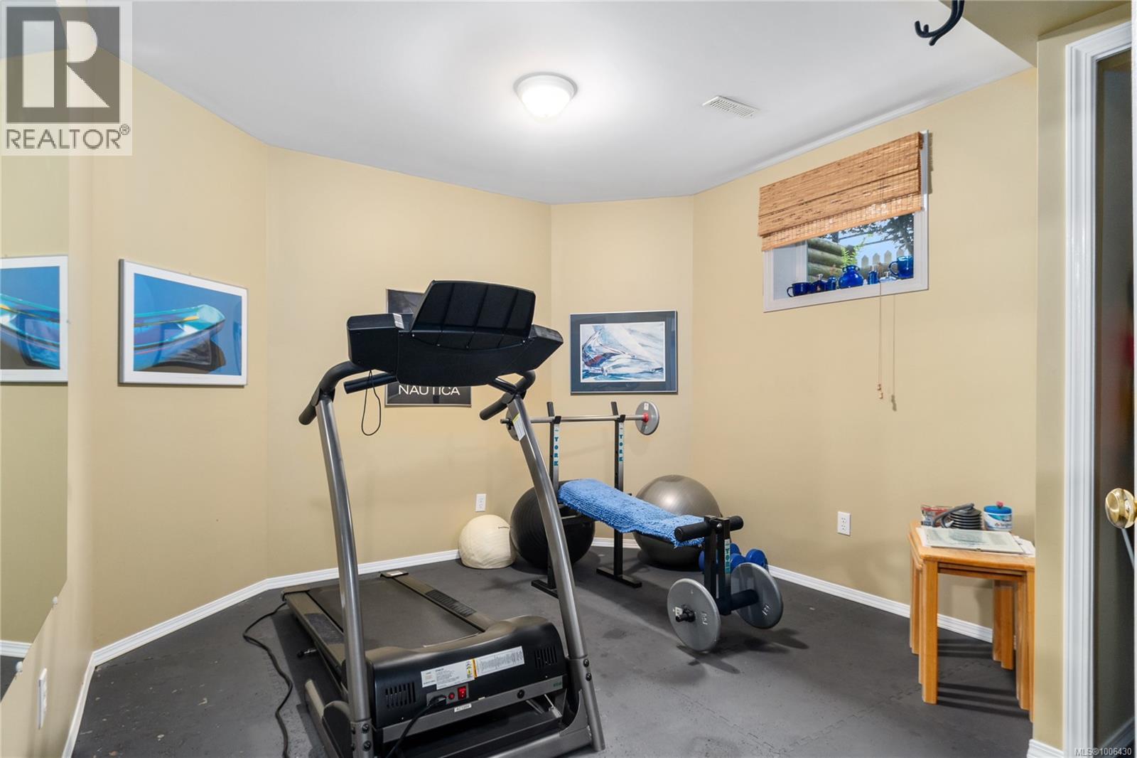 2996 Royal Vista Way, Courtenay