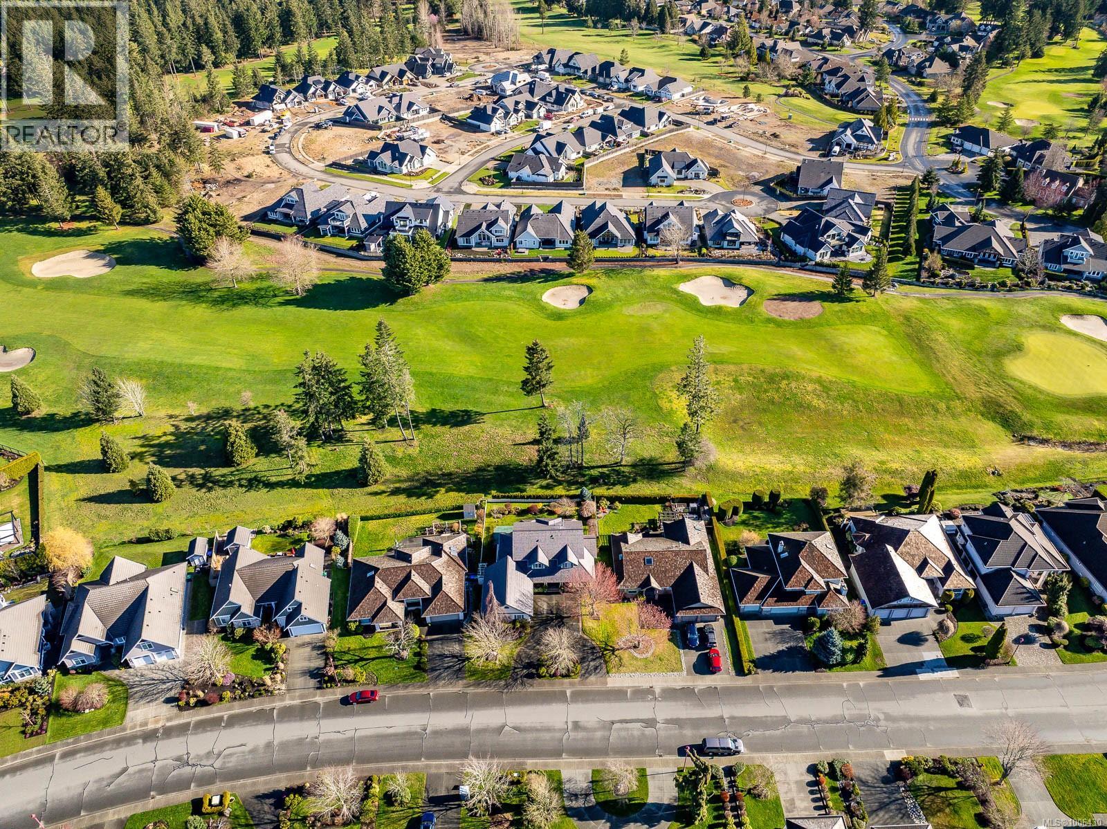 2996 Royal Vista Way, Courtenay