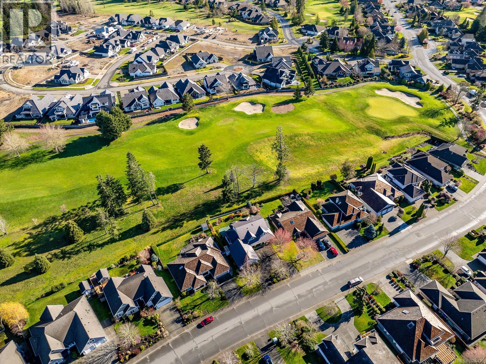 2996 Royal Vista Way, Courtenay