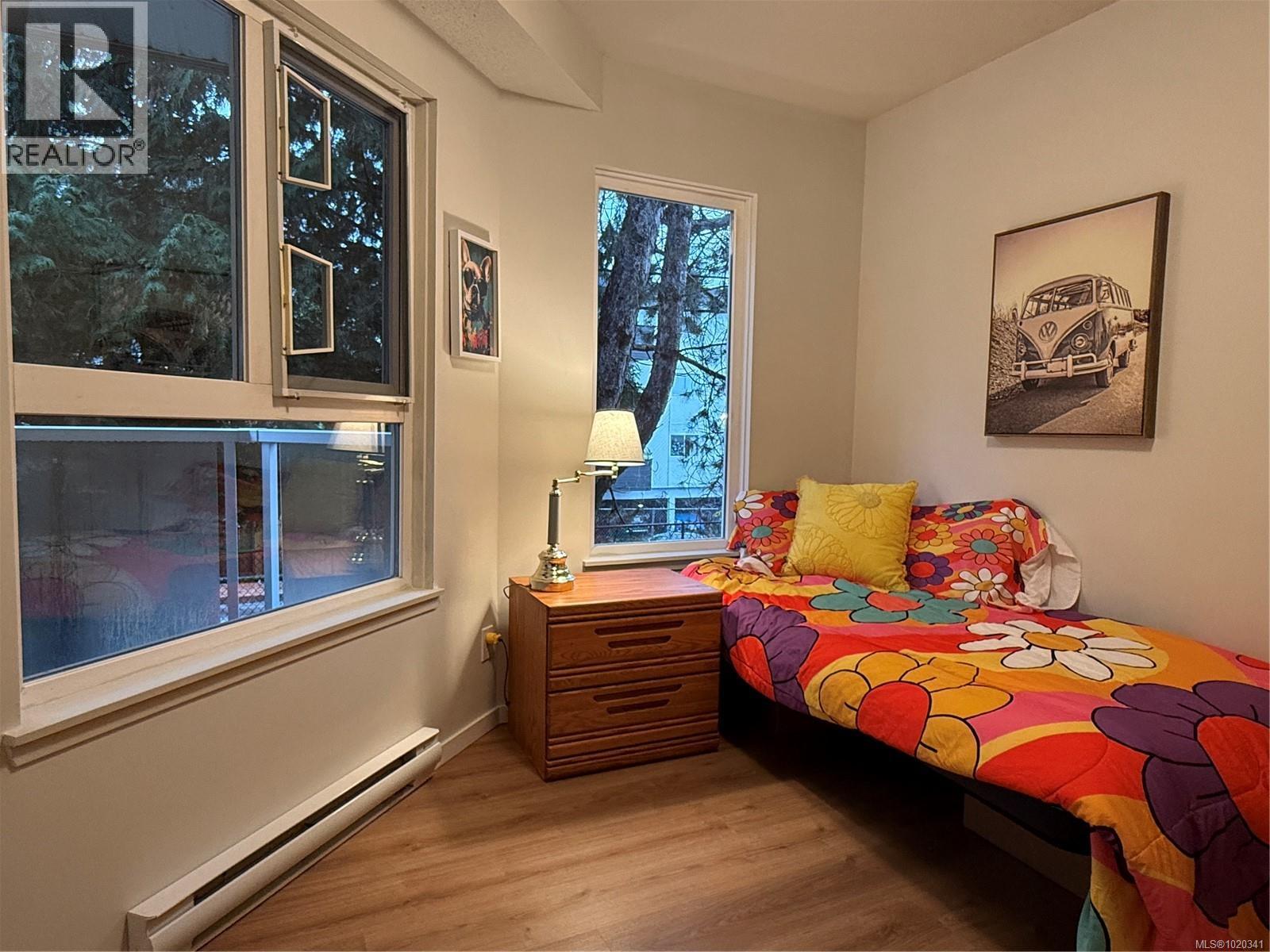 204 2520 Wark St, Victoria