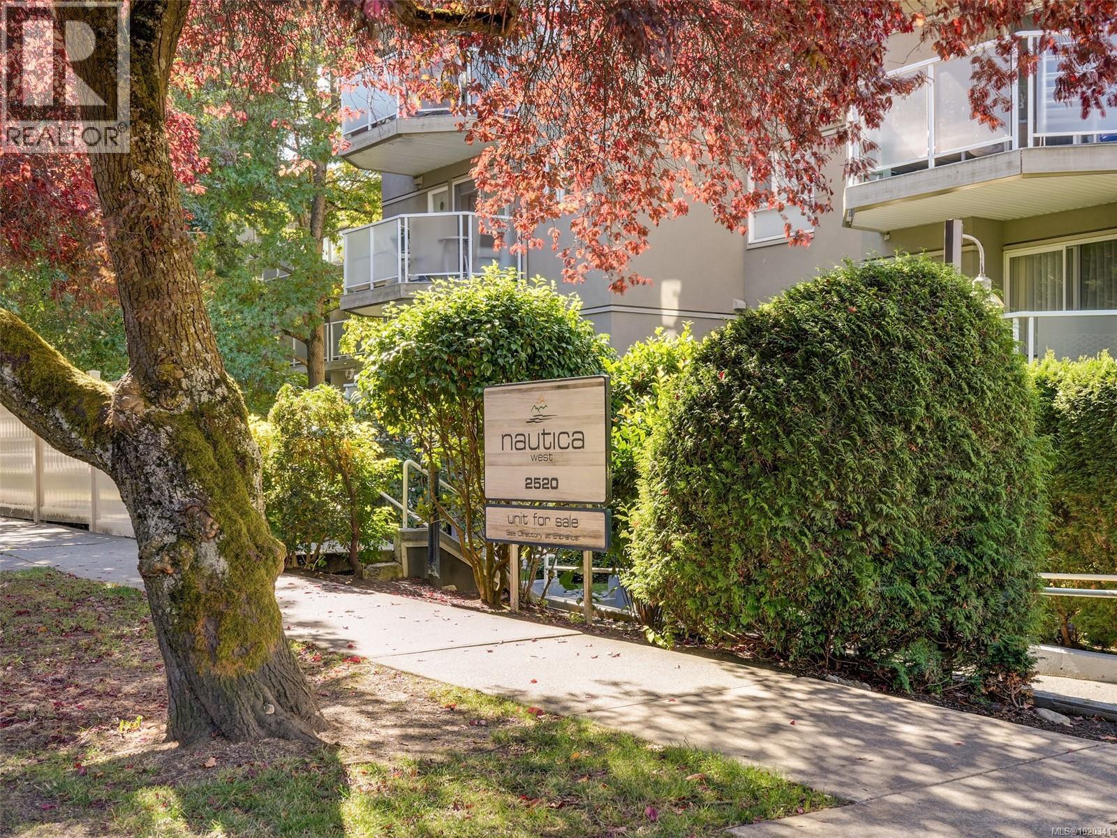 204 2520 Wark St, Victoria