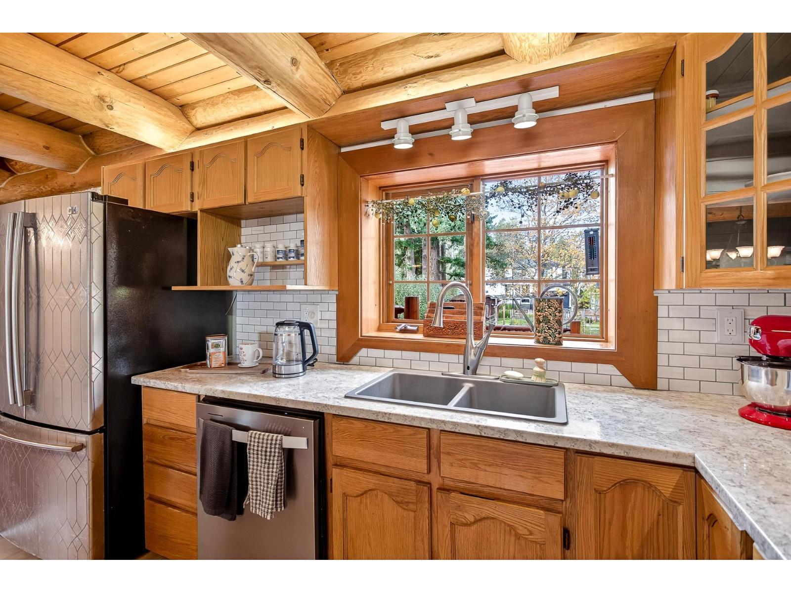 16937 0 AVENUE, Surrey