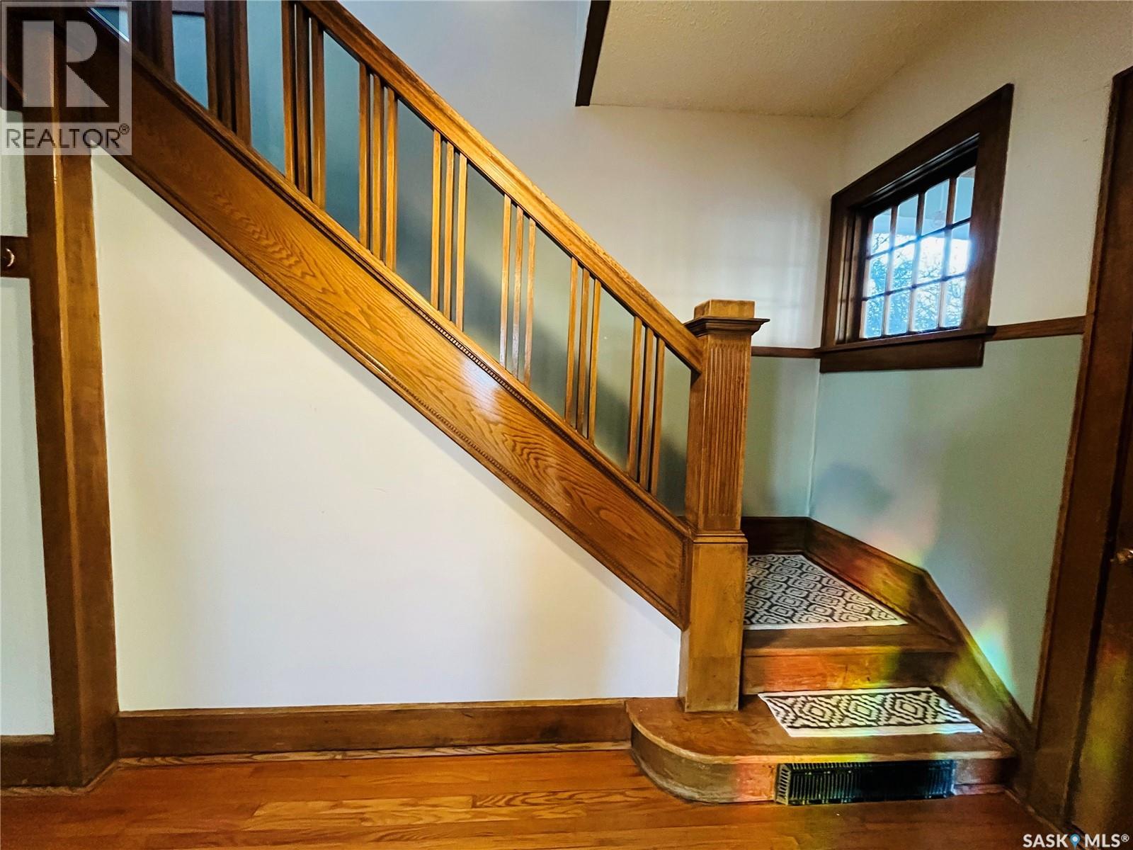 Single Family House for Sale in  rd AVENUE NE Swift Current 