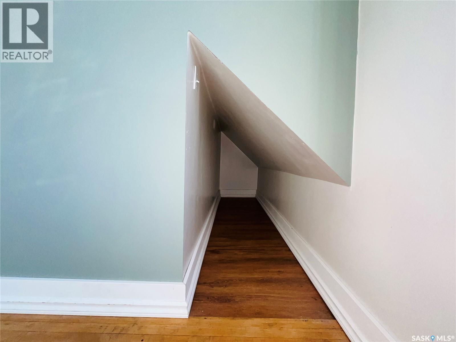 Single Family House for Sale in  rd AVENUE NE Swift Current 