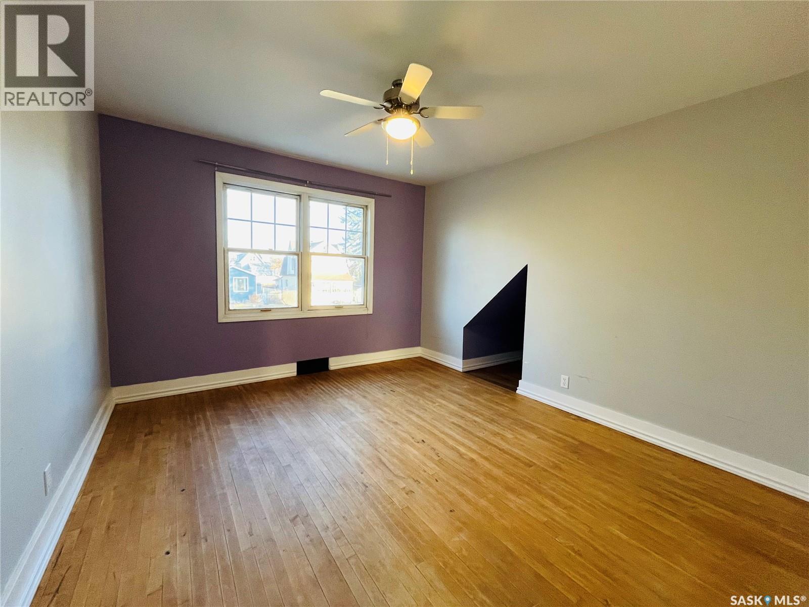 Single Family House for Sale in  rd AVENUE NE Swift Current 