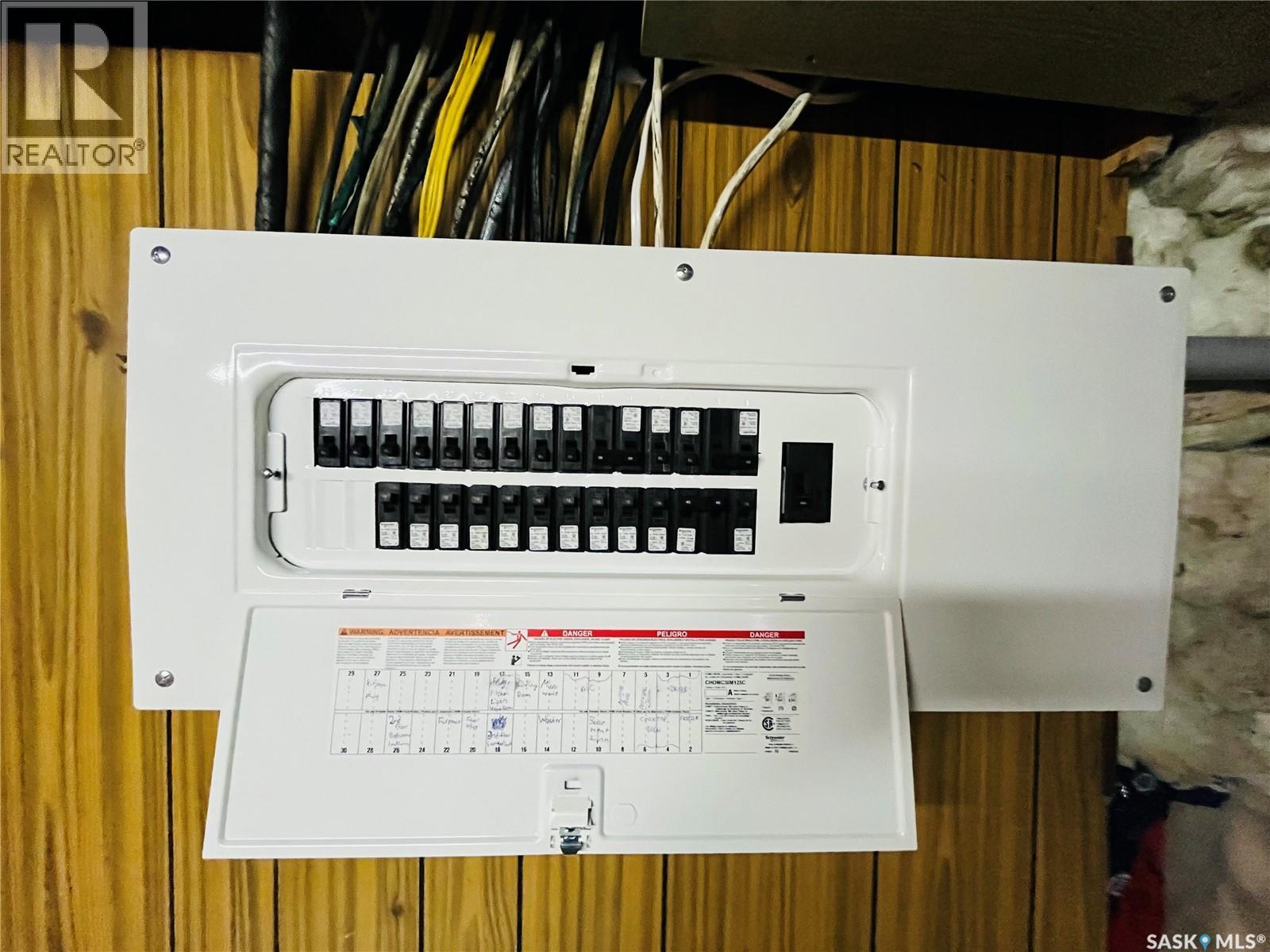 Single Family House for Sale in  rd AVENUE NE Swift Current 