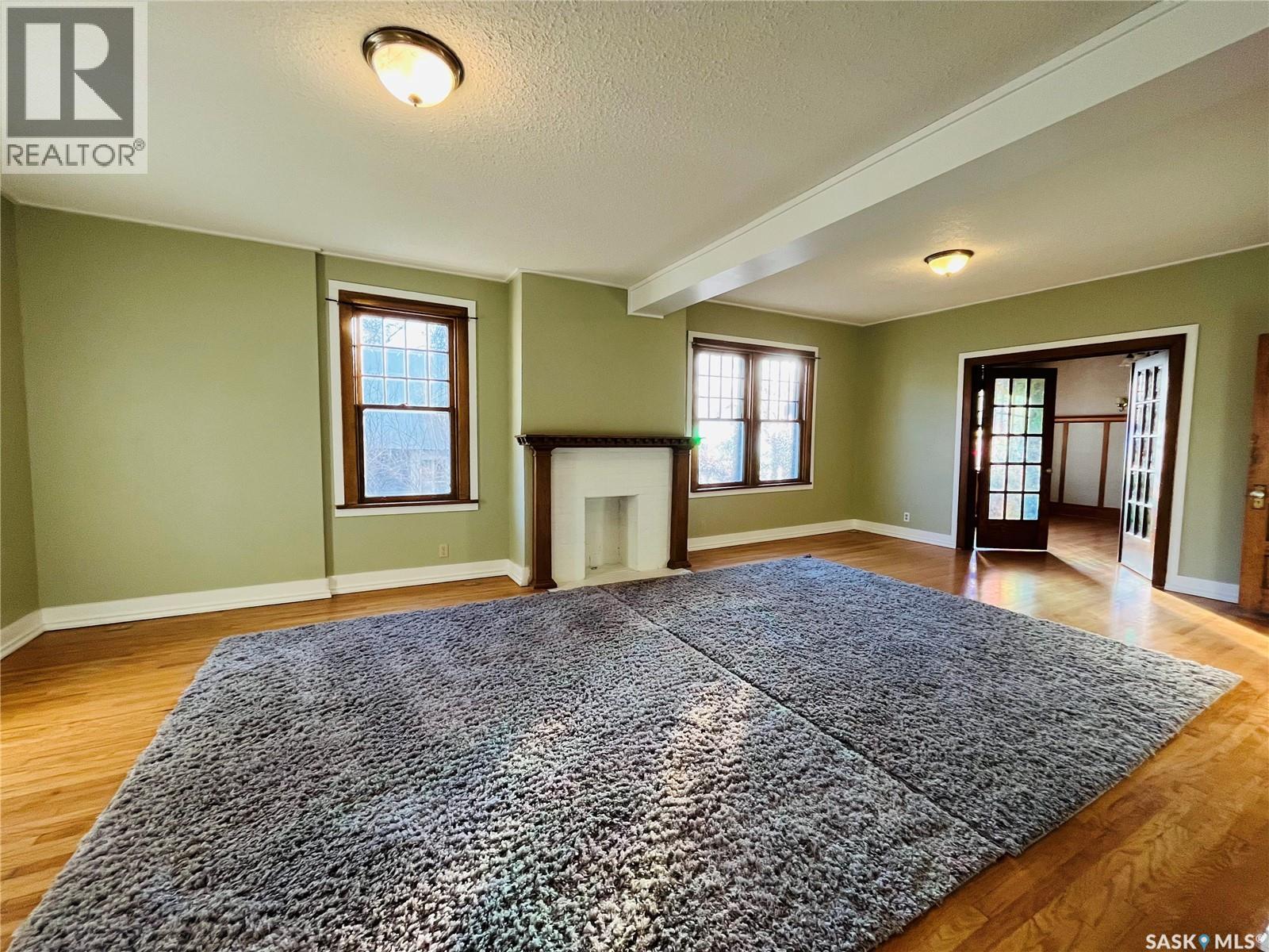 Single Family House for Sale in  rd AVENUE NE Swift Current 