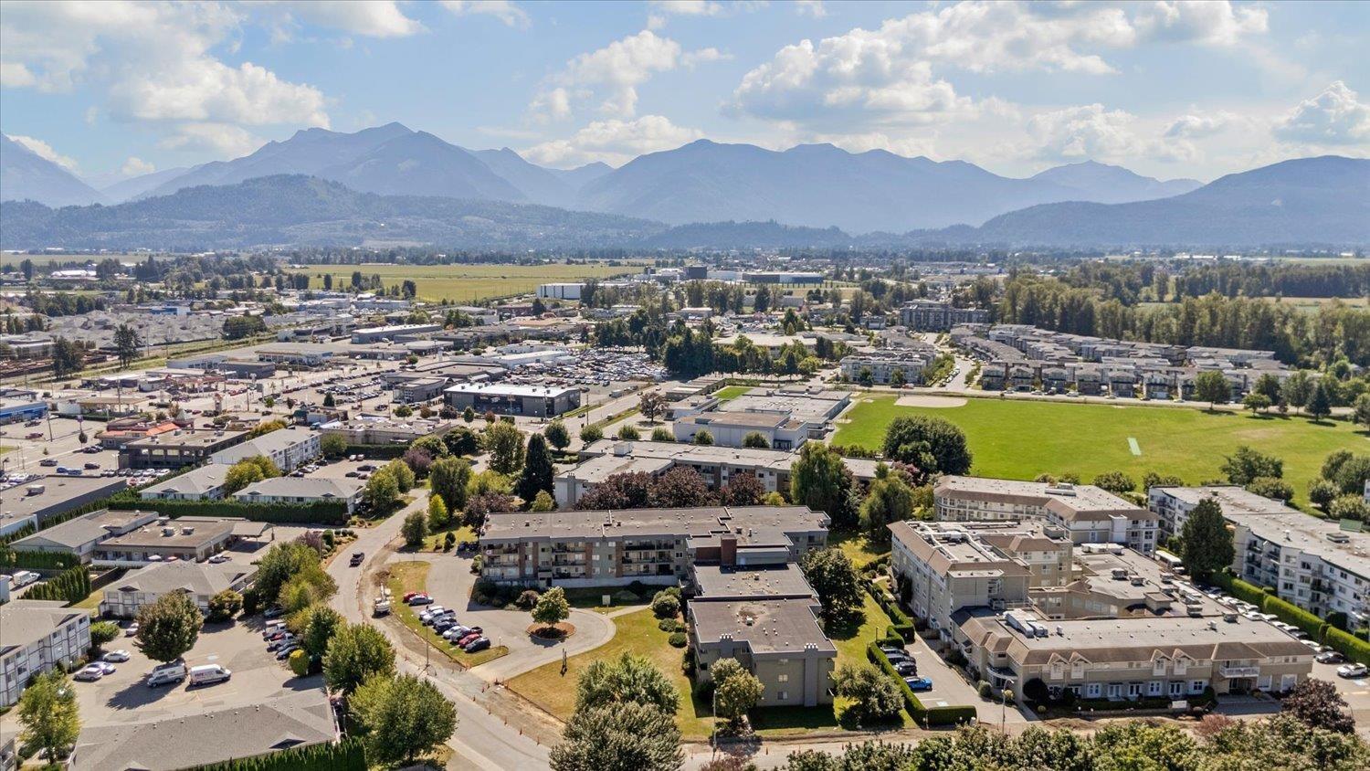 307 45598 MCINTOSH DRIVE, Chilliwack Proper South, Chilliwack