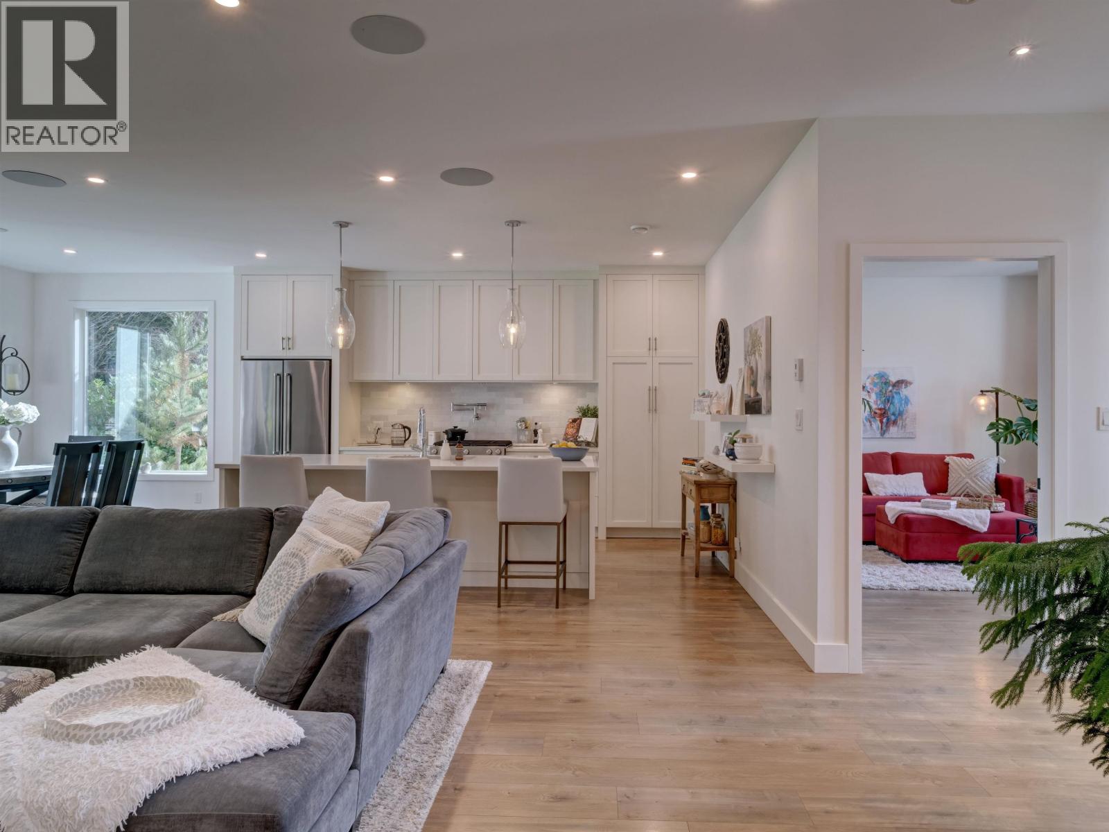 1414 SUNRISE PLACE, Gibsons