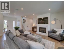 1414 Sunrise Place, Gibsons, BC V0N1V5 Photo 12