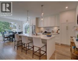 1414 Sunrise Place, Gibsons, BC V0N1V5 Photo 17
