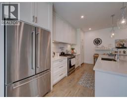 1414 Sunrise Place, Gibsons, BC V0N1V5 Photo 21