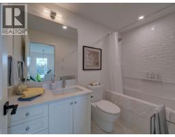 1414 Sunrise Place, Gibsons, BC V0N1V5 Photo 38