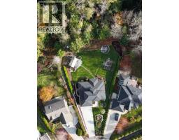 1414 Sunrise Place, Gibsons, BC V0N1V5 Photo 7