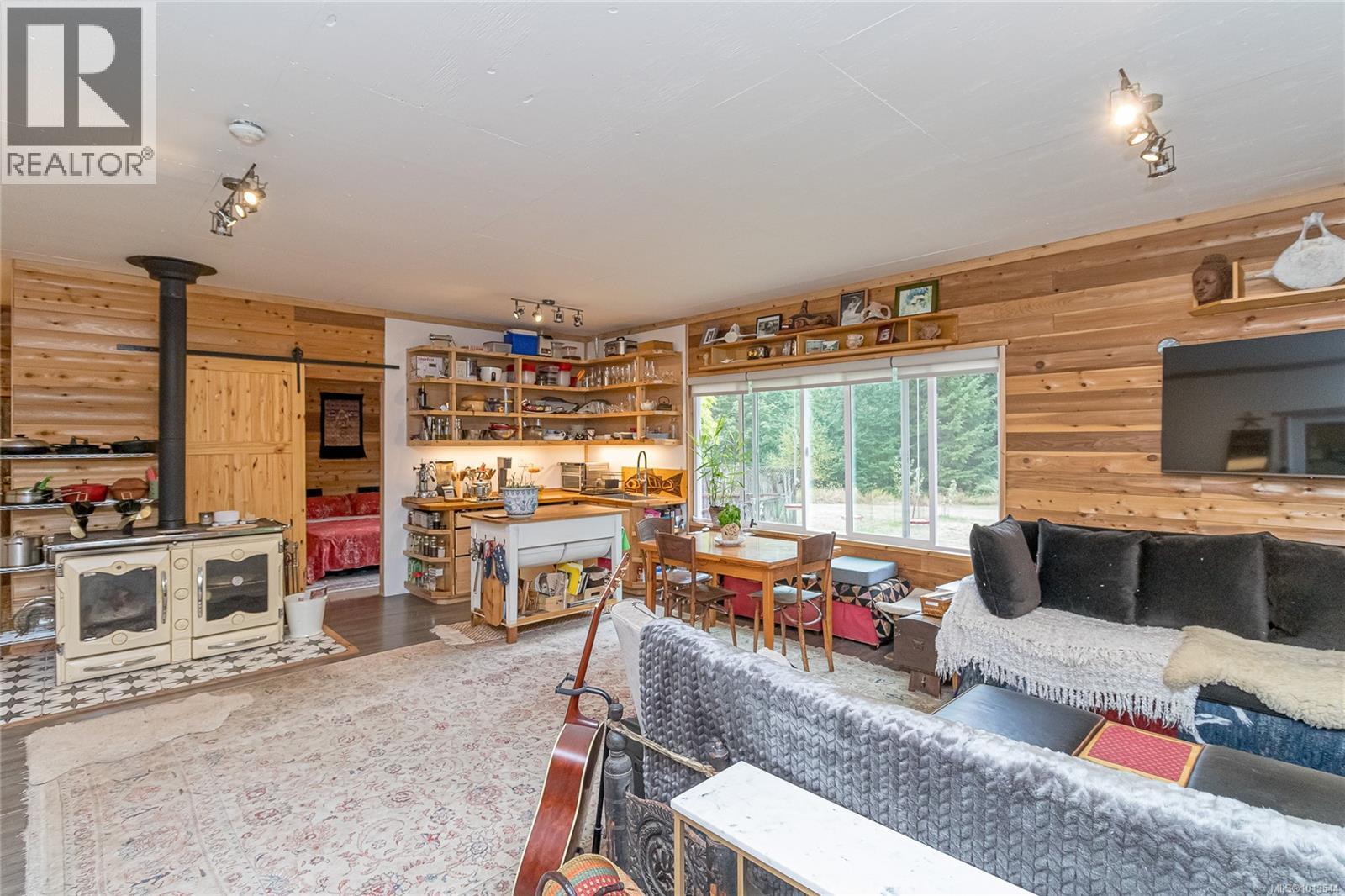 6883 Westcott Rd, Duncan