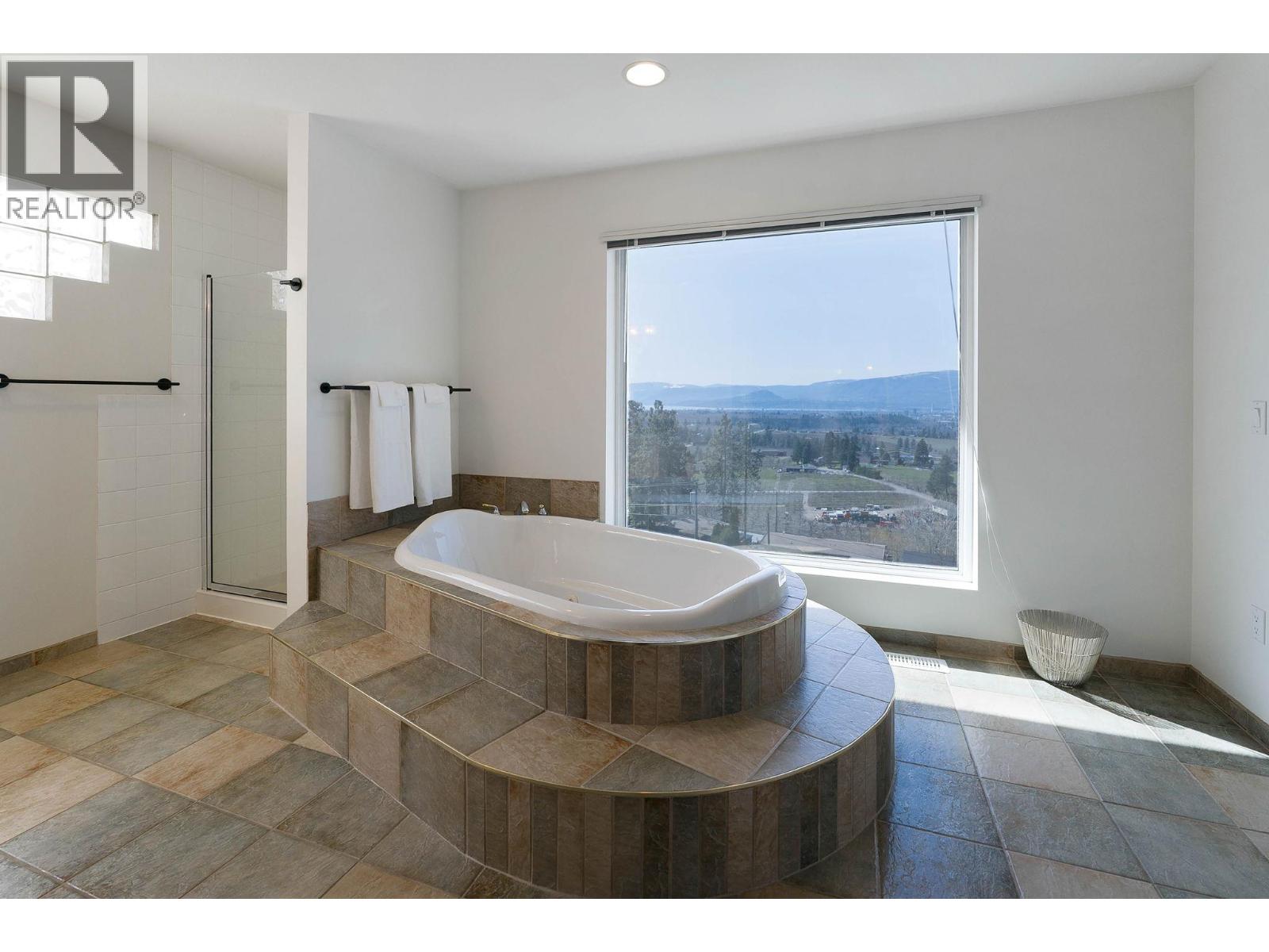  1022 James Hockey Place, Kelowna