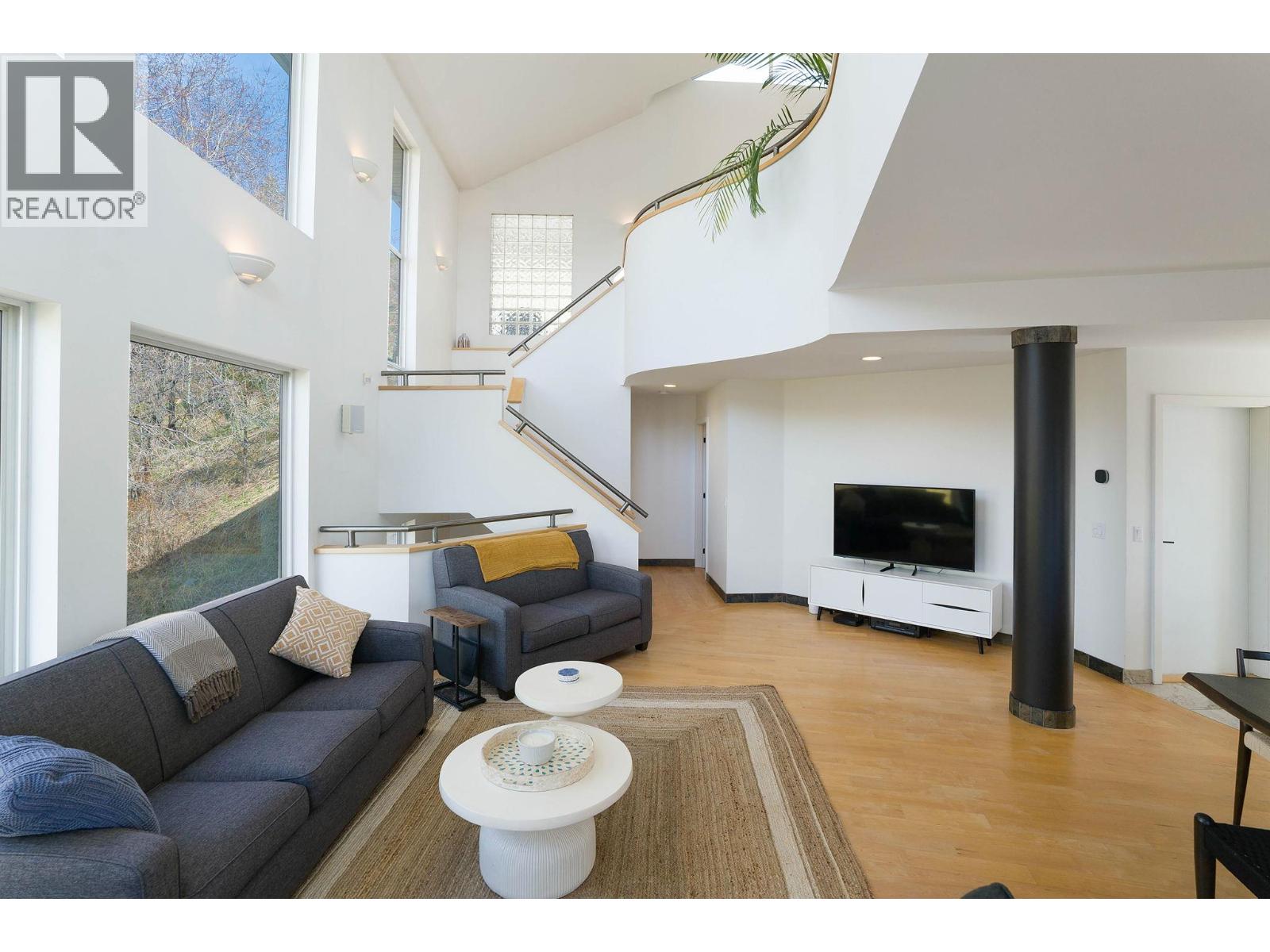  1022 James Hockey Place, Kelowna